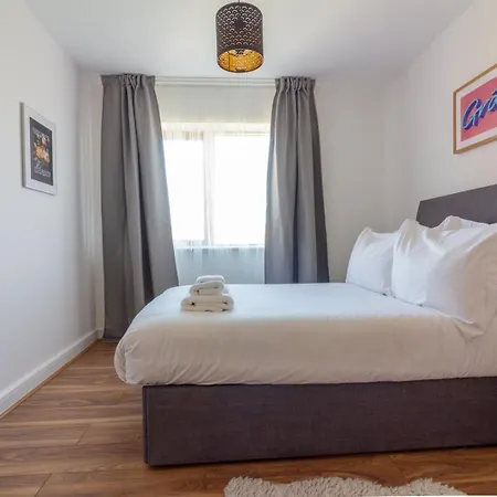 Guestready - Modern By Pheonix Park Apartment