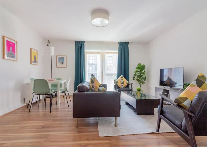 Guestready - Modern By Pheonix Park דירה *