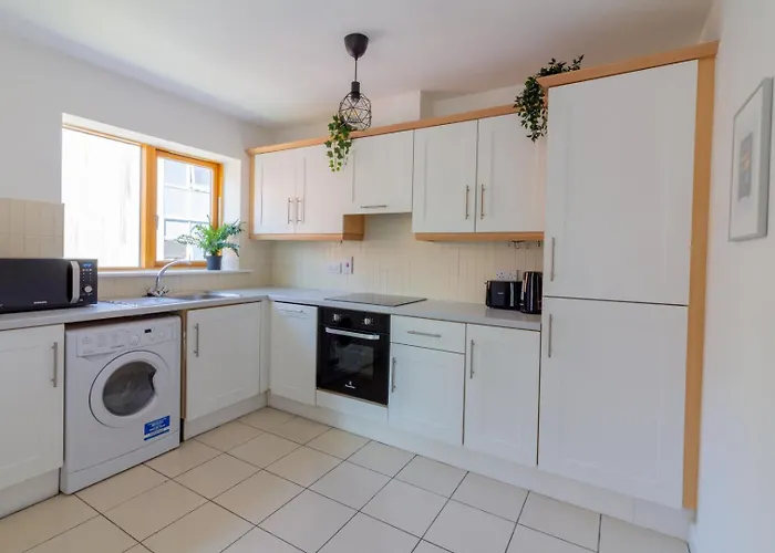 Guestready - Modern By Pheonix Park דירה