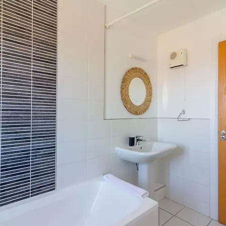 Guestready - Modern By Pheonix Park Apartament *
